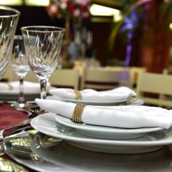 Comprar o produto de Buffet Zenilda Magalhães em Outros Serviços em Birigui, SP por Solutudo