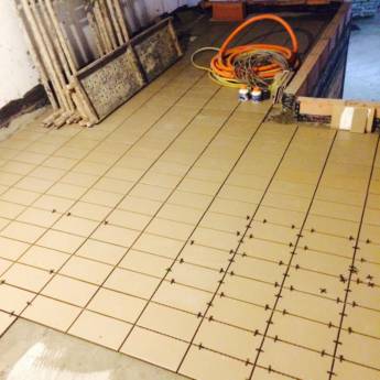 Comprar o produto de Azulejista  em Construção em Botucatu, SP por Solutudo