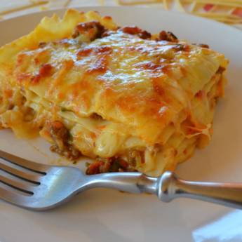 Comprar o produto de Massas Caseiras  em Marmitex em Botucatu, SP por Solutudo