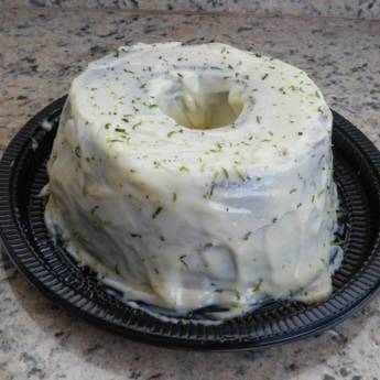 Comprar o produto de BOLO CASEIRO em Marmitex em Botucatu, SP por Solutudo