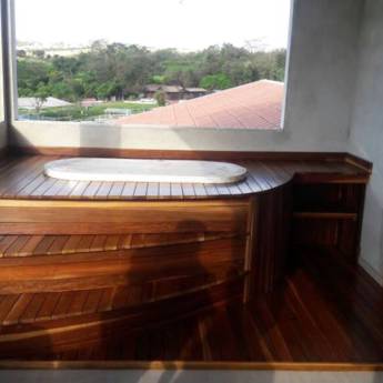Comprar o produto de Revestimento de Jacuzzi em madeira ipê em Outros Serviços em Indaiatuba, SP por Solutudo