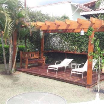 Comprar o produto de Pergolado em madeira garapeira e deck em madeira ipê em Outros Serviços em Indaiatuba, SP por Solutudo