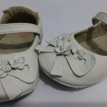Comprar o produto de Calçados Infantis em Calçados, Roupas e Bolsas em Birigui, SP por Solutudo