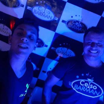 Comprar o produto de As melhores bebidas para a sua festa, com várias opções de cardápio e bares luxuosos! em Outros Serviços em Presidente Prudente, SP por Solutudo