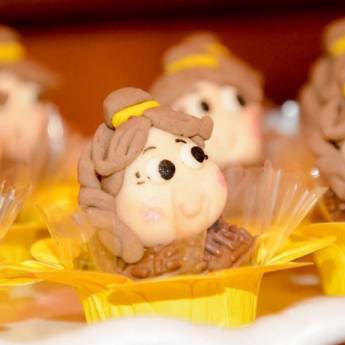 Comprar o produto de Laura Mania de Doce em Outros Serviços em Presidente Prudente, SP por Solutudo