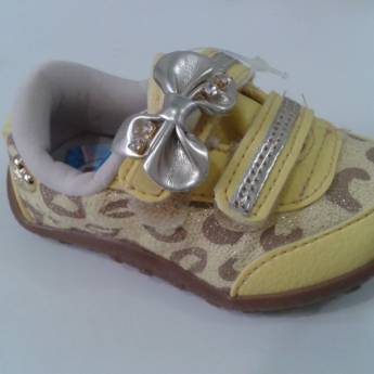 Comprar o produto de Sapato Feminino Infantil em A Classificar em Itatiba, SP por Solutudo