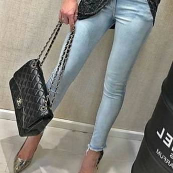 Comprar o produto de Calça Jeans Delave (Disponível no Tamanho: 44) em A Classificar em Bauru, SP por Solutudo