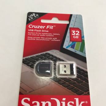 Comprar o produto de Cruzer Fit USB Drive 32 GB em Pen Drives em Araçatuba, SP por Solutudo