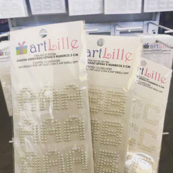Comprar o produto de Letras Adesivas em Mini Pérolas em A Classificar em Araçatuba, SP por Solutudo