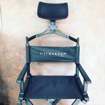 Comprar o produto de Cadeira diretor maquiador em Fixa em Mineiros, GO por Solutudo