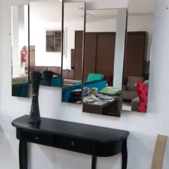 Comprar o produto de mesinha de canto! em A Classificar em Birigui, SP por Solutudo