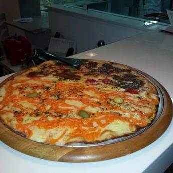 Comprar o produto de Pizza em Alimentos e Bebidas em Aracaju, SE por Solutudo