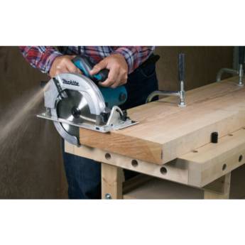 Comprar o produto de SERRA CIRCULAR MAKITA HS7600 - 7.1/4" ACOMPANHA DISCO em A Classificar em Presidente Prudente, SP por Solutudo