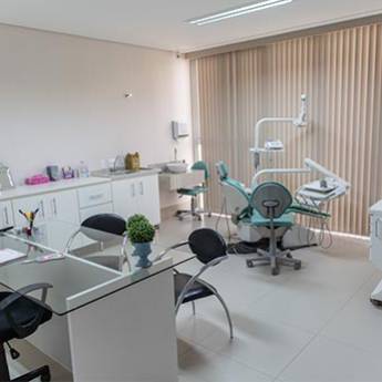 Comprar o produto de - Cirurgias  - Próteses  - Lente de contato dental  - Estética Dental  em Aiko em Presidente Prudente, SP por Solutudo