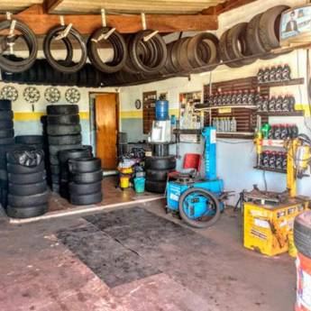 Comprar o produto de Centro Automotivo - Borracharia  em Acessórios para Veículos em Araçatuba, SP por Solutudo