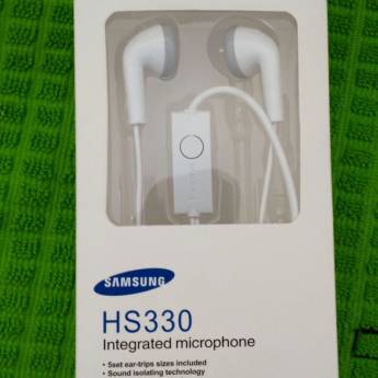 Comprar o produto de Fone In Ear HS 330 Samsung em In Ear sem Suportes em Aracaju, SE por Solutudo