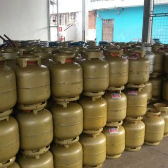 Comprar o produto de Botijão de Gás em Outros em Araçatuba, SP por Solutudo