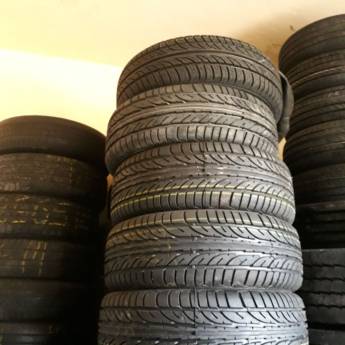 Comprar o produto de  Pneu remould 14/15 Real tyres  em Pneus para Carros em Bauru, SP por Solutudo