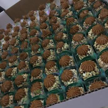 Comprar o produto de Brigadeiro Charge  em Bolos e Doces em Bauru, SP por Solutudo