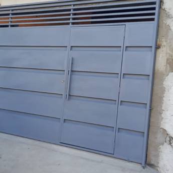 Comprar o produto de Portão de Correr em Bauru em Serralheria em Bauru, SP por Solutudo