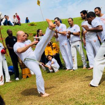 Comprar o produto de Aulas de Capoeira em Saúde em Jundiaí, SP por Solutudo