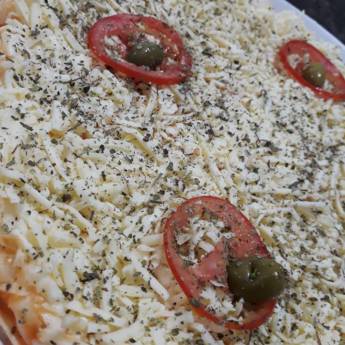 Comprar o produto de Pizza Pré-Assada! em Alimentos e Bebidas em Jundiaí, SP por Solutudo