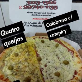 Comprar o produto de Quatro queijos/ Calabresa com Catupiry em Pizzas em Bauru, SP por Solutudo