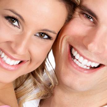 Comprar o produto de Prótese Dentária em Odontologia em Botucatu, SP por Solutudo