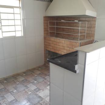 Comprar o produto de Imóvel Comercial para locar para área alimentícia em Aluguel - Comerciais - Industriais em Botucatu, SP por Solutudo