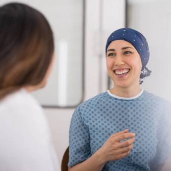 Comprar o produto de Especialização  em Enfermagem Oncológica em Cuidado da Saúde em Aracaju, SE por Solutudo