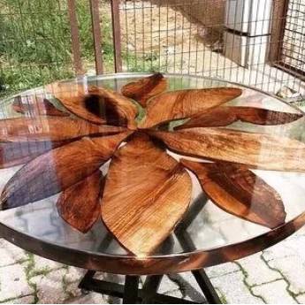 Comprar o produto de Mesa área de lazer madeira/resina em Casa, Móveis e Decoração em Araçatuba, SP por Solutudo