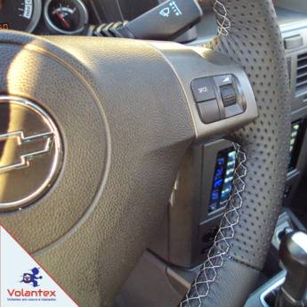 Comprar o produto de Revestimento de Volante em Acessórios para Veículos em Bauru, SP por Solutudo