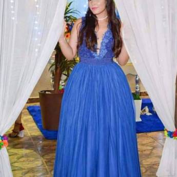 Comprar o produto de Vestido Debutante  em Trajes para Festa em Bauru, SP por Solutudo