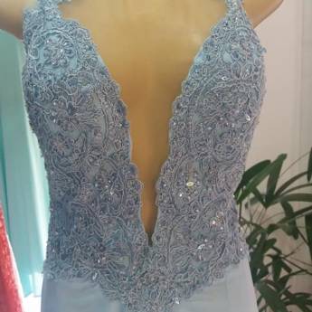 Comprar o produto de Vestido Azul claro  em Madrinhas em Bauru, SP por Solutudo
