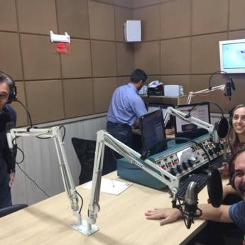 Comprar o produto de Estúdio Band FM em Comunicação em Birigui, SP por Solutudo