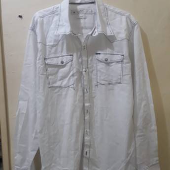 Comprar o produto de Brechó Stars  em Calçados, Roupas e Bolsas em Marília, SP por Solutudo