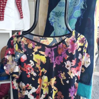 Comprar o produto de Brechó Stars em Calçados, Roupas e Bolsas em Marília, SP por Solutudo