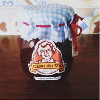 Comprar o produto de Doce de leite de frutas vermelhas em Alimentos e Bebidas em Aracaju, SE por Solutudo