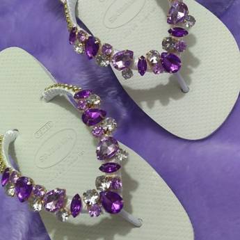 Comprar o produto de Chinelo de Luxo  em Artesanato em Marília, SP por Solutudo