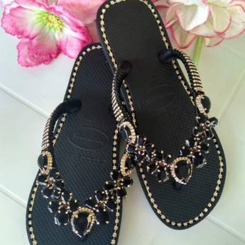 Comprar o produto de Chinelo de Luxo  em Artesanato em Marília, SP por Solutudo