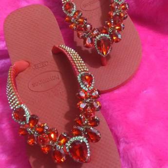 Comprar o produto de Chinelo de Luxo  em Artesanato em Marília, SP por Solutudo