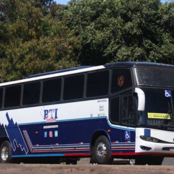 Comprar o produto de Ônibus Paradiso 54 lugares em Viagens e Turismo em Foz do Iguaçu, PR por Solutudo