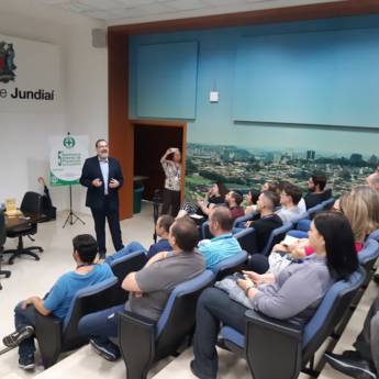 Comprar o produto de CURSOS E PALESTRAS DE EDUCAÇÃO FINANCEIRA  em Cursos em Jundiaí, SP por Solutudo