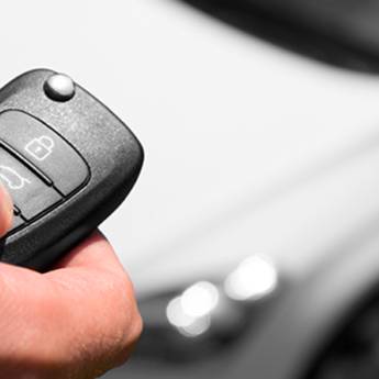 Comprar o produto de Travas elétricas em Acessórios para Veículos em Mineiros, GO por Solutudo