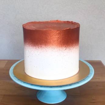 Comprar o produto de Bolo em Bolos e Doces em Bauru, SP por Solutudo