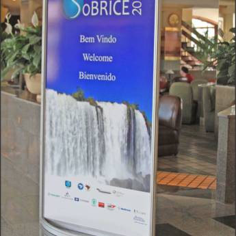 Comprar o produto de Totem em Tudo para Festas em Foz do Iguaçu, PR por Solutudo