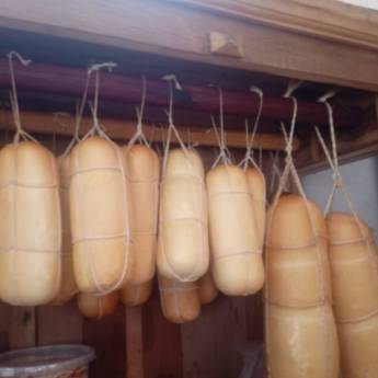 Comprar o produto de Provolone em Alimentos em Bauru, SP por Solutudo