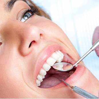 Comprar o produto de Odontologia preventiva (limpeza, restaurações) em Saúde em Aracaju, SE por Solutudo