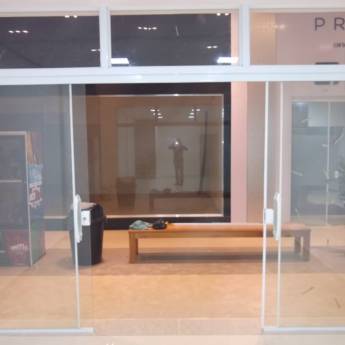 Comprar o produto de Portas de Correr em Vidraçaria em Botucatu, SP por Solutudo