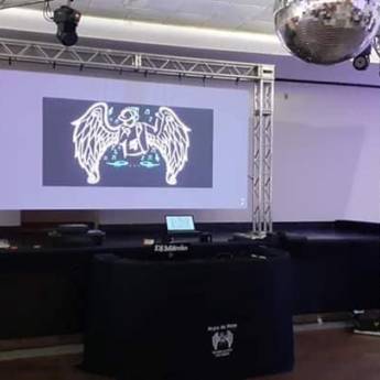 Comprar o produto de Locação de Telão em Aluguel de Equipamentos em Vinhedo, SP por Solutudo